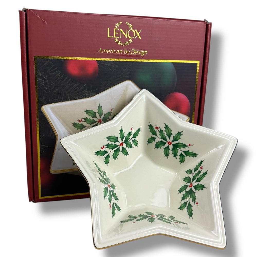 Lenox Star Bowl 8" Holiday Dimension Collection Holly & Berry Design‎ Christmas